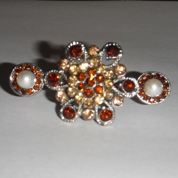 Double Floral Fashion Ring - Picture 2 of 2